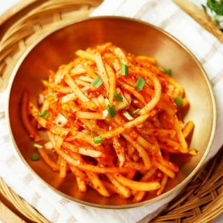 RADISH JULIENNED KIMCHI